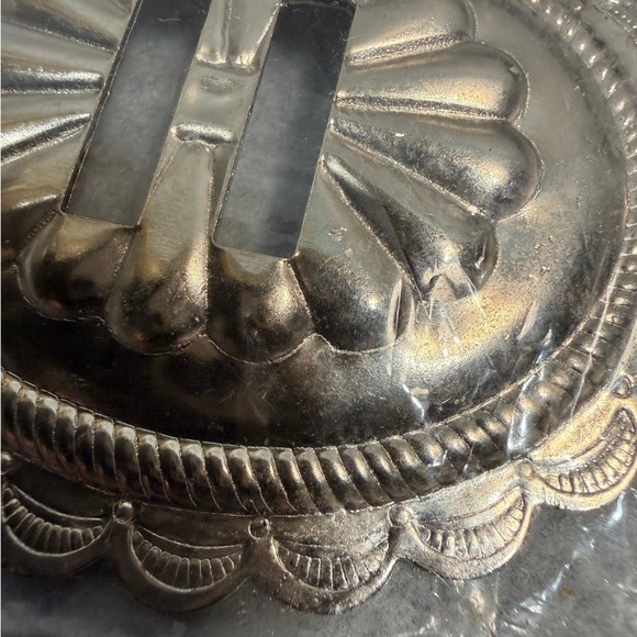 Vintage Silver Tone Belt Buckle Blank Oval Western Craft DIY NOS Scalloped Edge - Picture 13 of 13